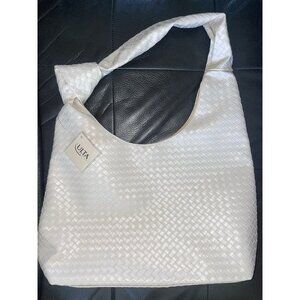 Ulta White Ivory Cream Woven Shoulder Tote Bag With Inside Pocket NWT